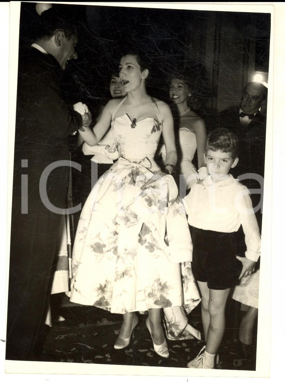 Fotografia d epoca originale 1956 CINEMA SAINTVINCENT Valentina CORTESE vince la GROLLA D ORO Foto 14x18 1