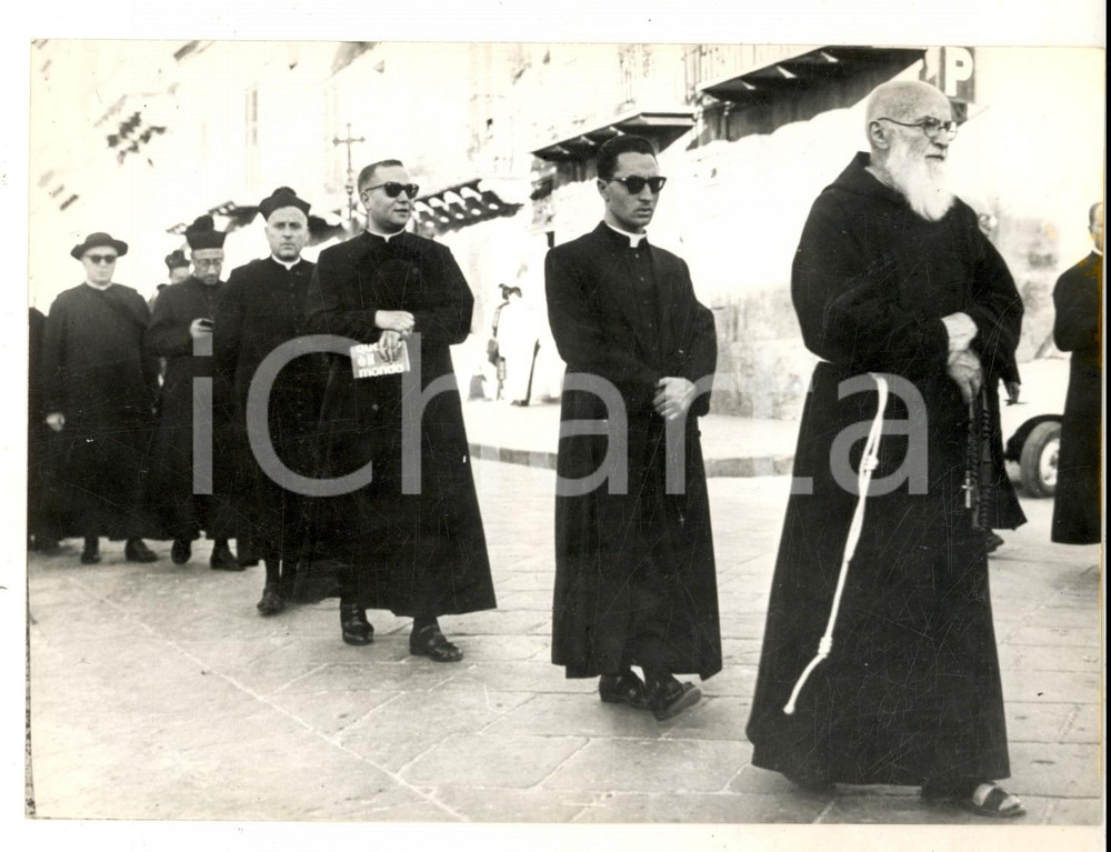 Fotografia d epoca originale 1962 CATANIA I frati di MAZZARINO dopo la scarcerazione Foto 18x13 cm 1