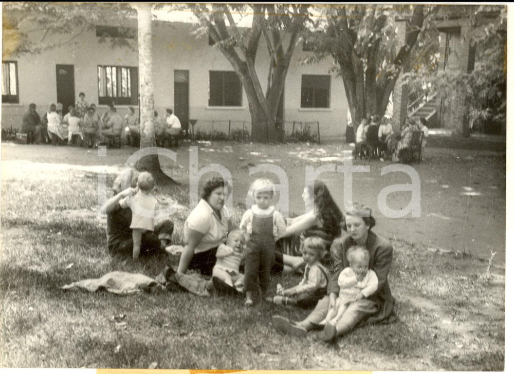 Fotografia d epoca originale 1960 BRAZZAVILLE CONGO Europei in fuga dalle rivolte di KINSHASA Foto 1