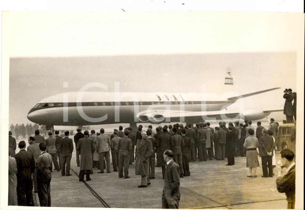 Fotografia d epoca originale 1955 HATFIELD UK Airliner COMET III leaving for first roundtheworld flight 1