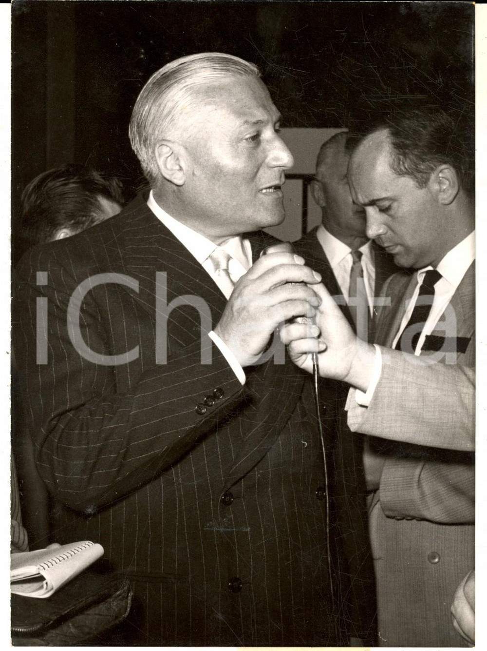Fotografia d epoca originale 1955 ROMA On. Paolo ROSSI si reca da Giovanni GRONCHI per le consultazioni Foto 1