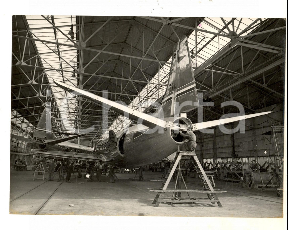 Fotografia d epoca originale 1954 HURN UK A new VICKERS VISCOUNT for TRANS AUSTRALIA AIRLINES Photo 20x15 1