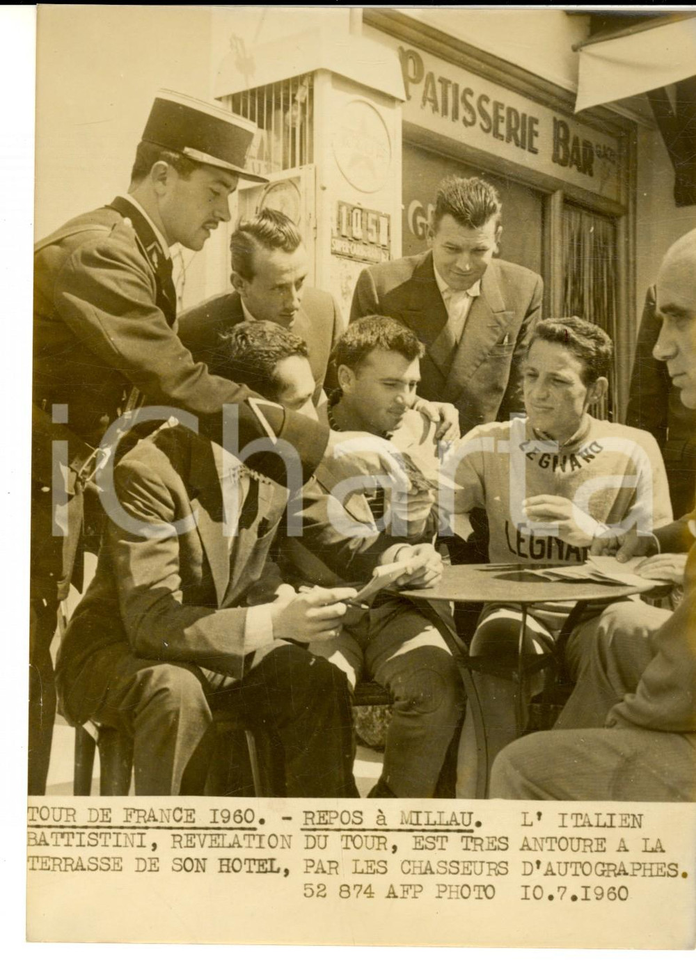 Fotografia d epoca originale 1960 TOUR DE FRANCE MILLAU Graziano BATTISTINI firma autografi ai fan Foto 1