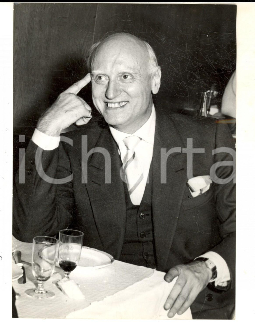 Fotografia d epoca originale 1954 MILANO TEATRO ALLA SCALA Victor DE SABATA a riposo per ragioni di salute 1