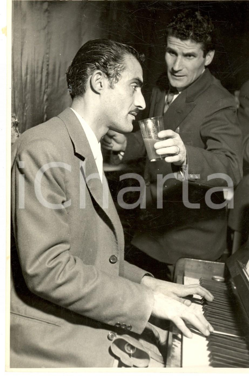 Fotografia d epoca originale 1956 FIRENZE Pianista Vladimiro Santi VANNINI suona per 49 ore  Record Foto 1