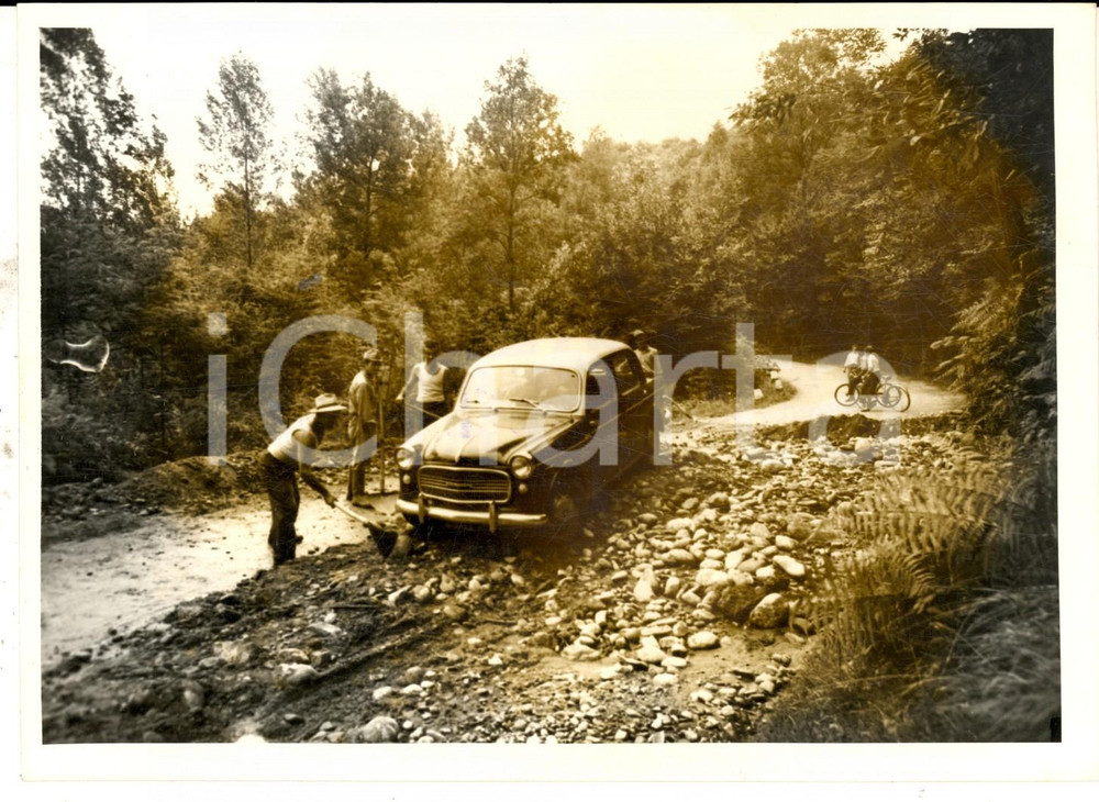 Fotografia d epoca originale 1959 SAN MAURIZIO CANAVESE TO Frane dopo giornate di violente piogge Foto 1