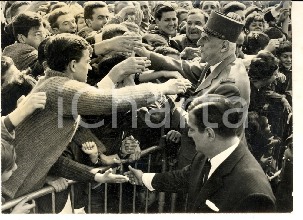 Fotografia d epoca originale 1963 BESANCON Festa degli abitanti per il generale Charles DE GAULLE Foto 1