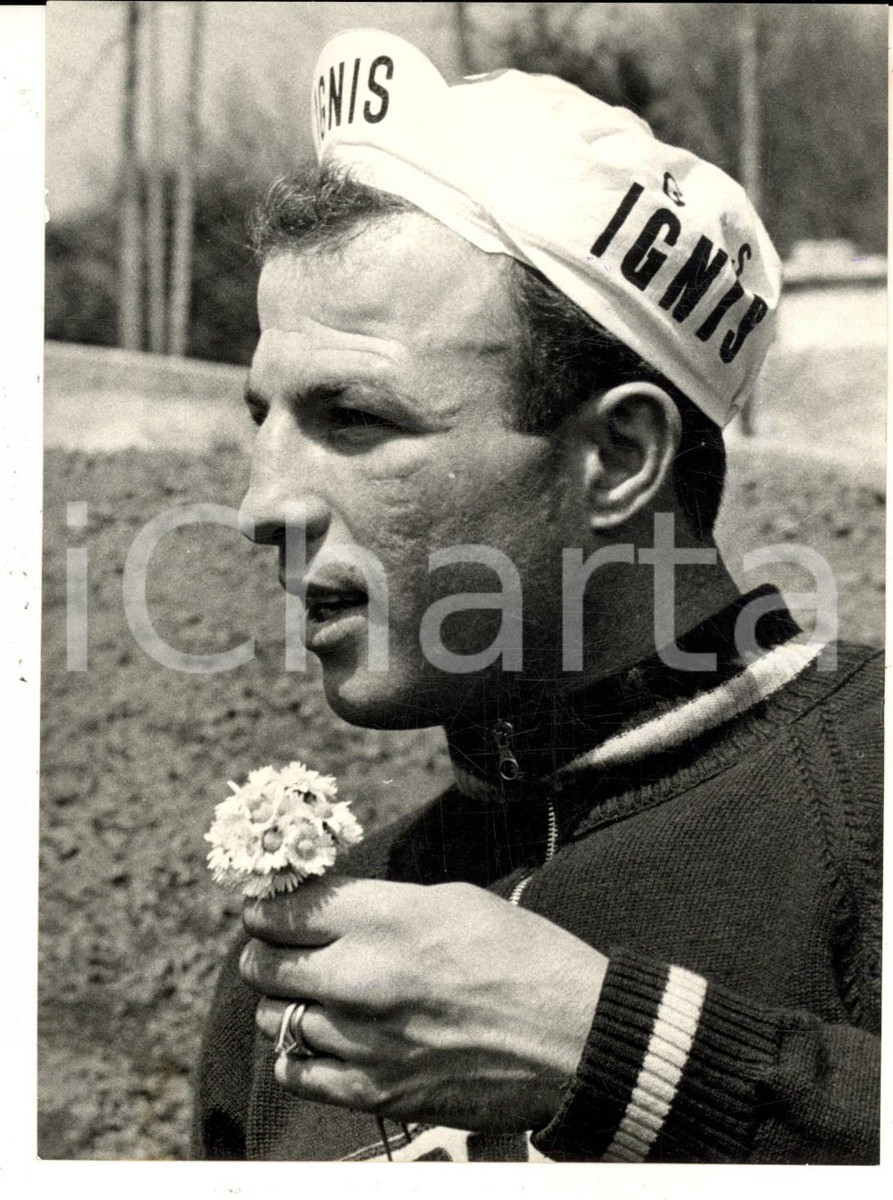 Fotografia d epoca originale 1964 CICLISMO GIRO D ITALIA Ritratto di un corridore per la squadra IGNIS Foto 1