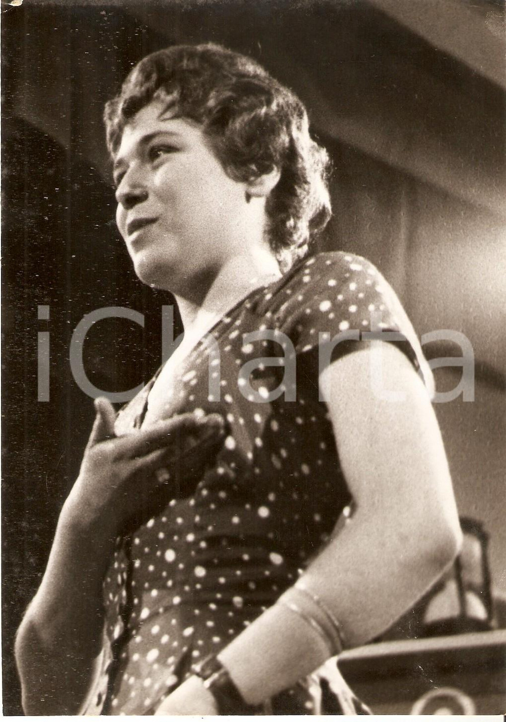 Fotografia d epoca originale 1957 LASCIA O RADDOPPIA Concorrente Beatrice UMBRIANO Foto 18x 23 cm 1