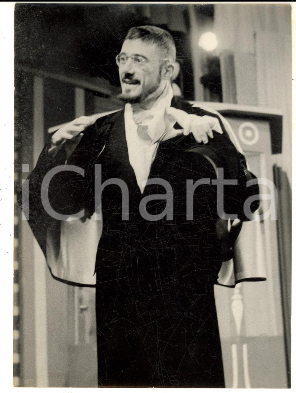 Fotografia d epoca originale 1956 LASCIA O RADDOPPIA Concorrente Gianluigi MARIANINI vince 5 milioni Foto 1