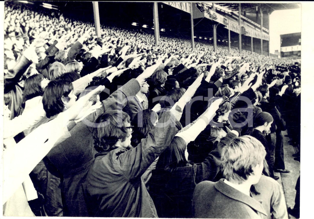 Fotografia d epoca originale 1969 LONDON TWICKENHAM Studenti contro squadra di rugby SUDAFRICA per apartheid 1