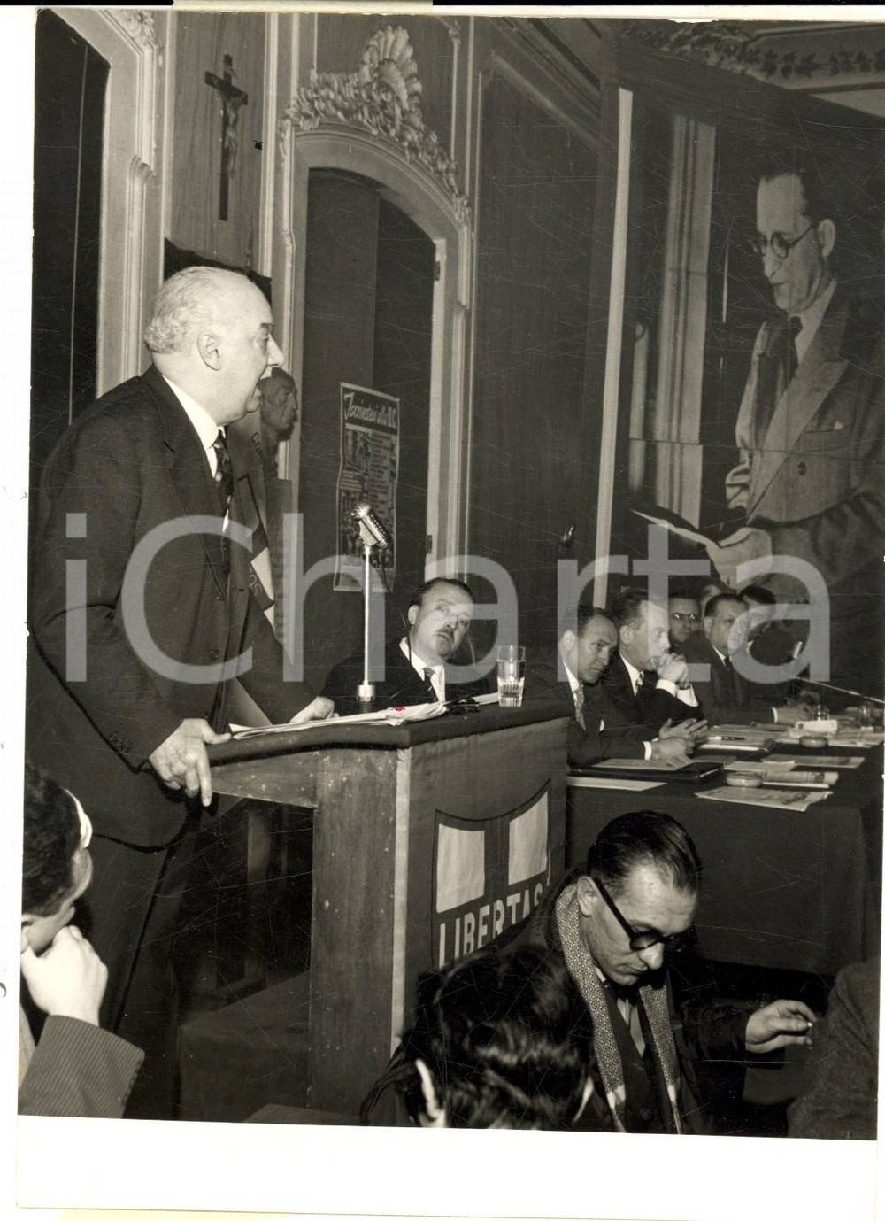 Fotografia d epoca originale 1958 MILANO Palazzo CLERICI  Armando ANGELINI al convegno sui trasporti operai 1