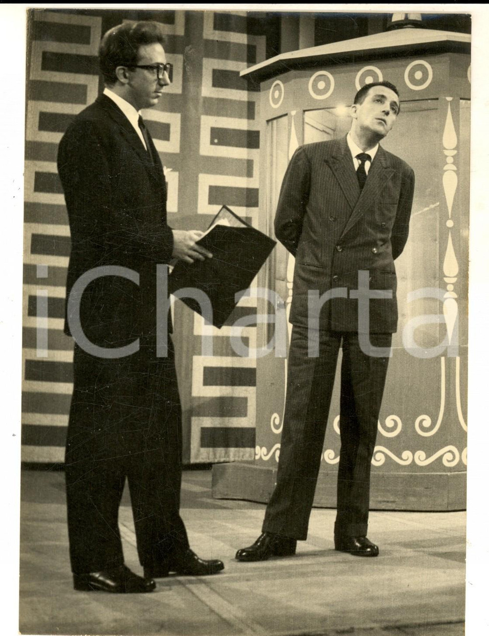 Fotografia d epoca originale 1957 LASCIA O RADDOPPIA Mike BONGIORNO con Mario SCOGNAMIGLIO Foto 13x18 cm 1