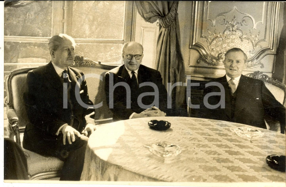 Fotografia d epoca originale 1957 PARIS Palais MATIGNON Incontro tra Harold MacMILLAN Guy MOLLET Selwyn LLOYD 1