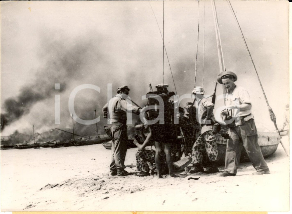 Fotografia d epoca originale 1953 QUANG NGAI VIETNAM Operazione MOGADOR contro i ribelli Foto 18x14 cm 1