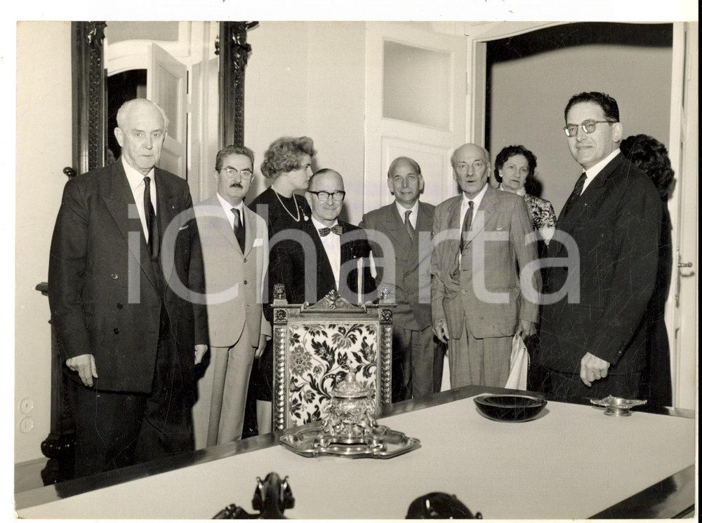 Fotografia d epoca originale 1959 MILANO Lord Clement ATTLEE  alla sede del centro studi CECA Foto 18x13 1