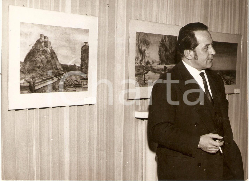 Fotografia d epoca originale 1958 MILANO Pietro ANNIGONI visita sua mostra al Centro Culturale ANGELICUM Foto 1