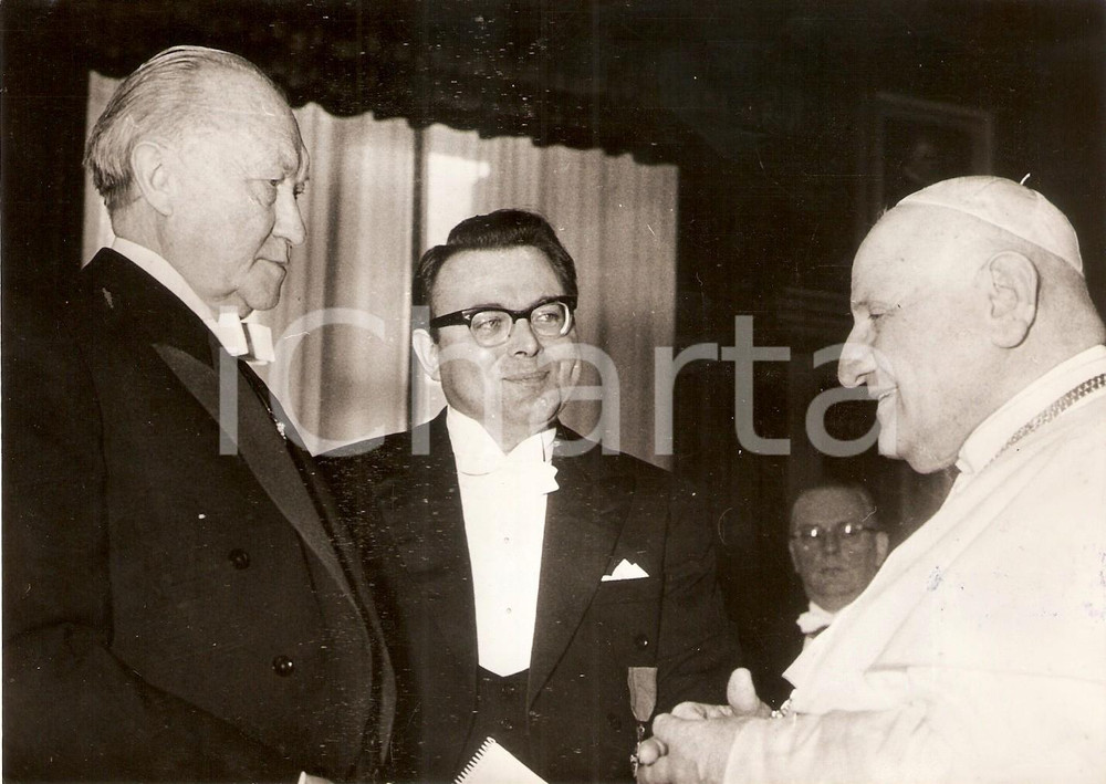 Fotografia d epoca originale 1960 VATICANO Giovanni XIII riceve in udienza Konrad ADENAUER Foto 18x13 cm 1