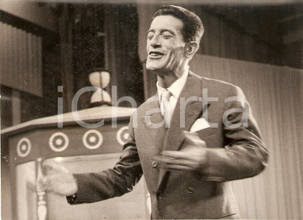 Fotografia d epoca originale 1956 LASCIA O RADDOPPIA Ritratto Giovanni SAPONARO concorrente Foto 18x13 cm 1