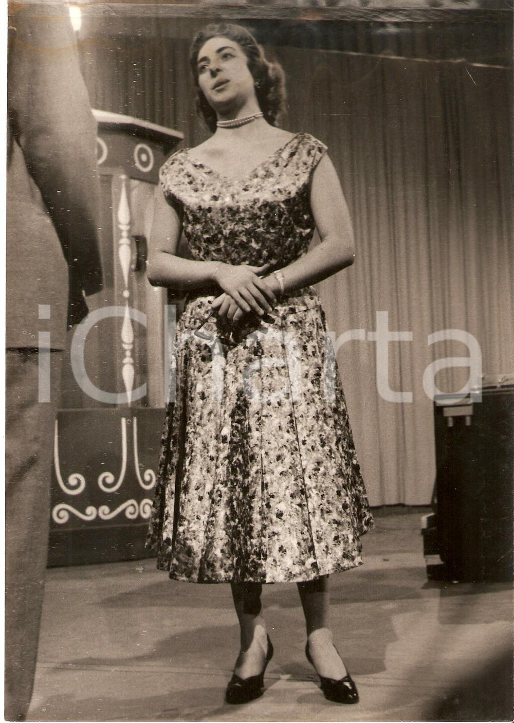 Fotografia d epoca originale 1956 LASCIA O RADDOPPIA Concorrente Giuseppina CAFARO Foto DANNEGGIATA 13x18 cm 1