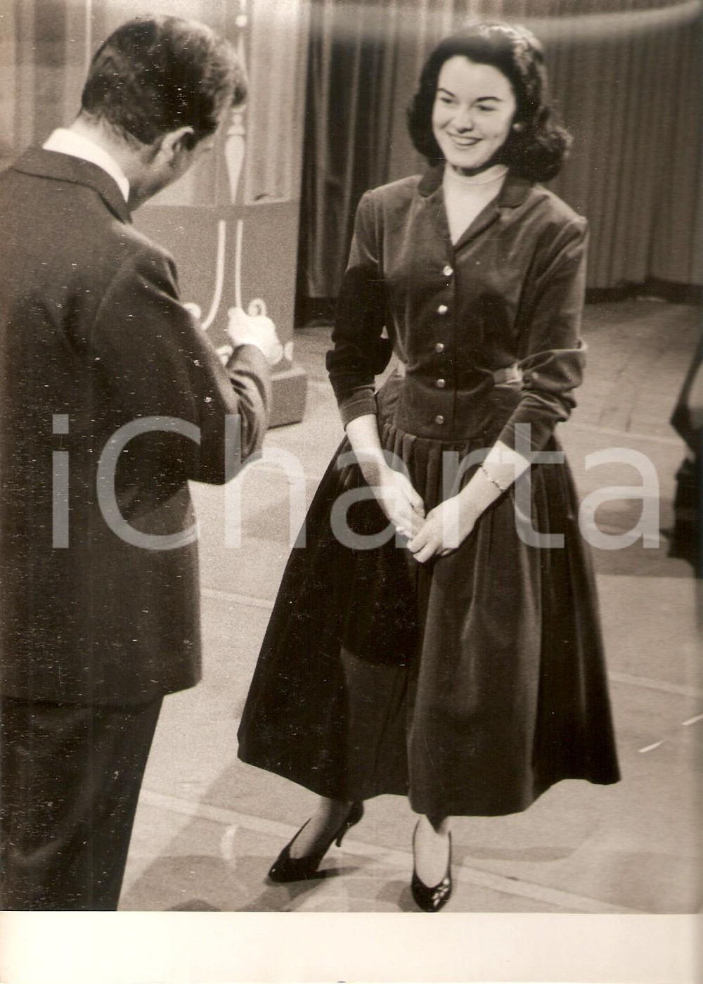 Fotografia d epoca originale 1957 LASCIA O RADDOPPIA Rossana ROSSANIGO e Mike BONGIORNO Foto 13x18 cm 1