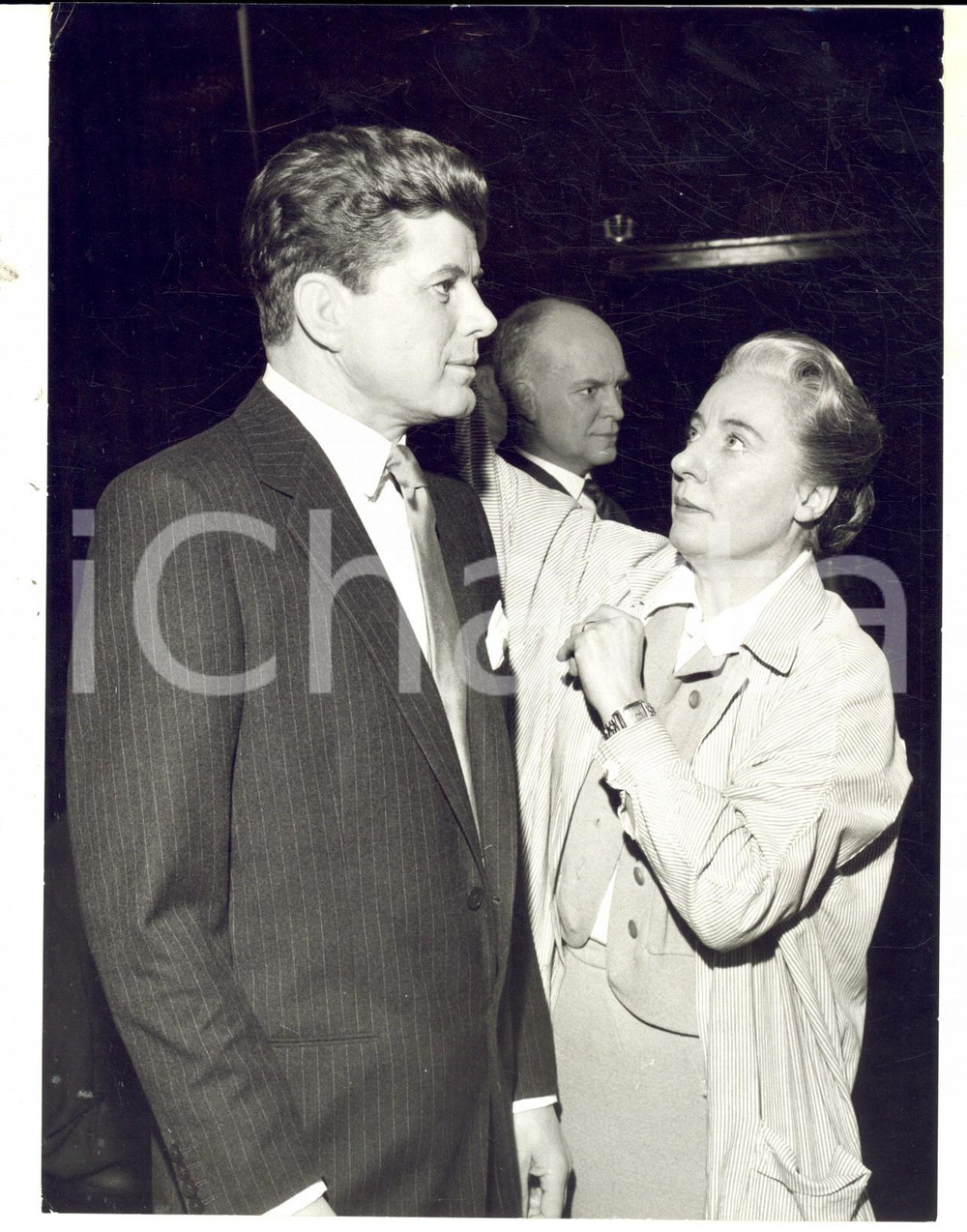 Fotografia d epoca originale 1961 LONDON MADAME TUSSAUD S  Vera BLAND check the effigy of John KENNEDY Photo 1