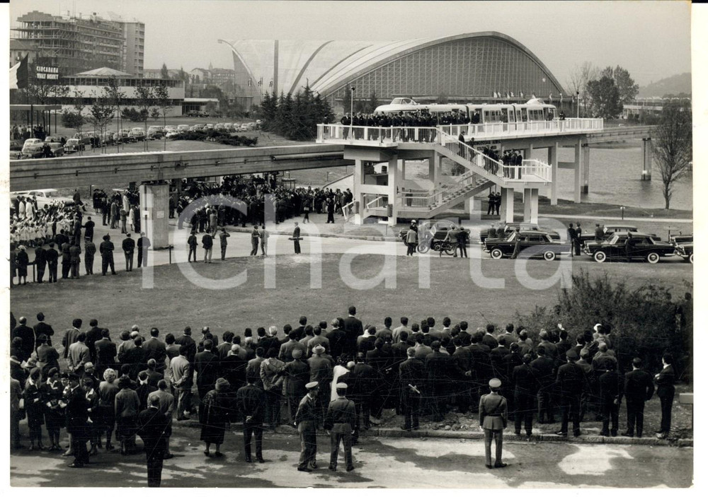 Fotografia d epoca originale 1961 TORINO ITALIA  61 Giovanni GRONCHI inaugura la monorotaia Foto 18x14 1