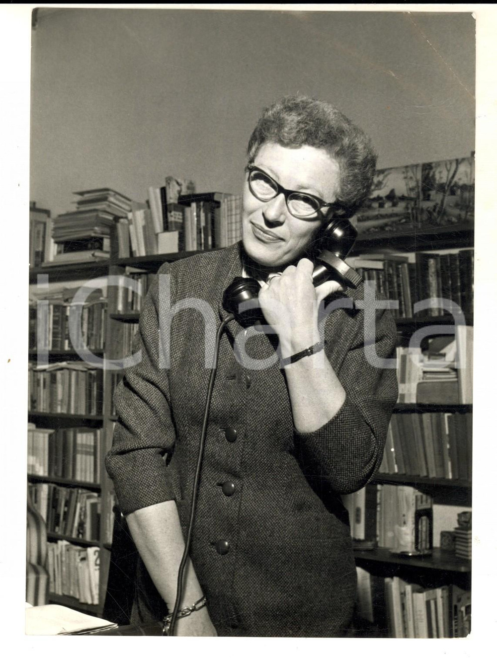 Fotografia d epoca originale 1959 TORINO Eva ERBER interprete parlamentare nella sua casa Foto 13X18 CM 1