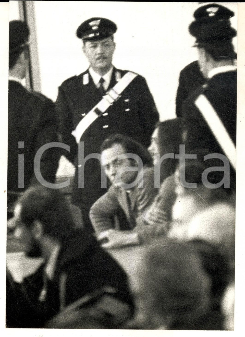 Fotografia d epoca originale 1972 MILANO Pietro VALPREDA al processo per la strage di PIAZZA FONTANA Foto 1