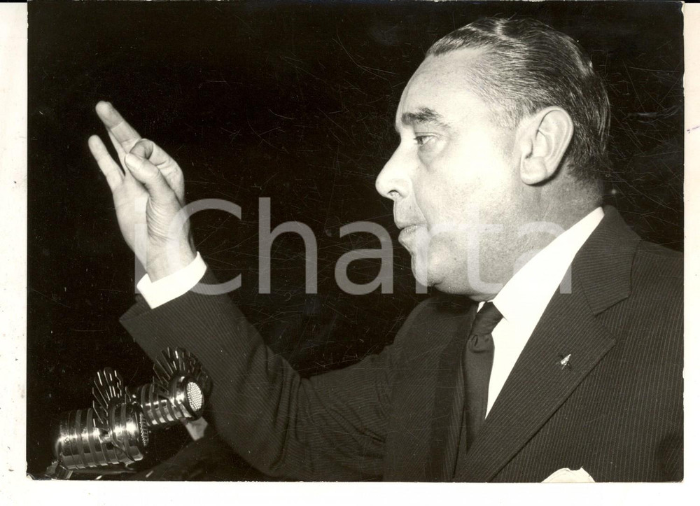 Fotografia d epoca originale 1959 ROMA Arturo MICHELINI chiude campagna elettorale del MSI Foto 18x13 cm 1