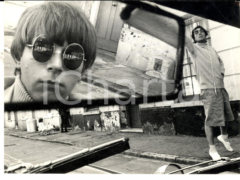 Fotografia d epoca originale 1966 CINEMA 30 is a dangerous age, Cynthia John WELLS e Jonathan ROUTH sul set 1
