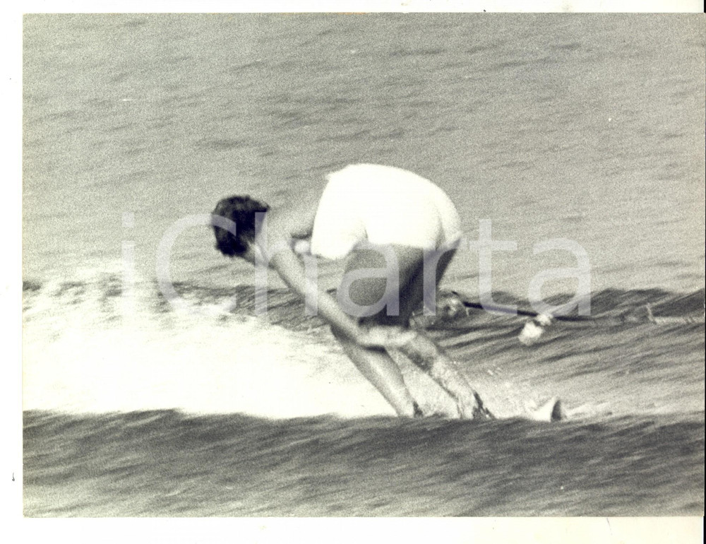 Fotografia d epoca originale 1959 MILANO Mondiali di SCI NAUTICO  Gillian ROWE in gara Foto 24x18 cm 1
