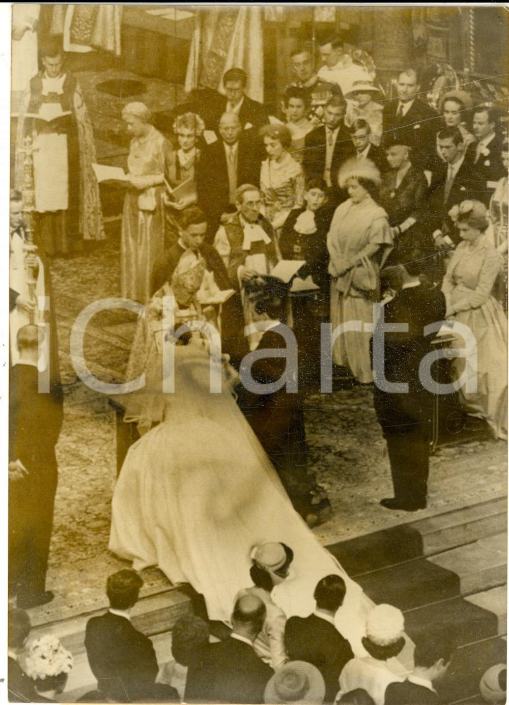 Fotografia d epoca originale 1960 LONDON Nozze principessa Margaret  Benedizione arcivescovo di Canterbury 1