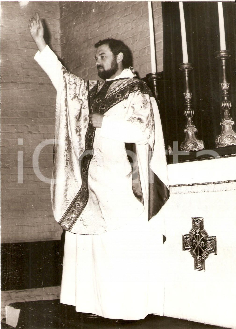 Fotografia d epoca originale 1971 PLUMSTEAD UK Barry WRIGHT the priest policeman Foto 13x18 cm 1