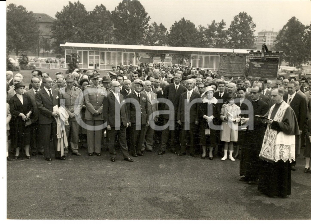 Fotografia d epoca originale 1959 TORINO Sindaco Amedeo PEYRON inaugura l eliporto Foto 18x13 cm 1