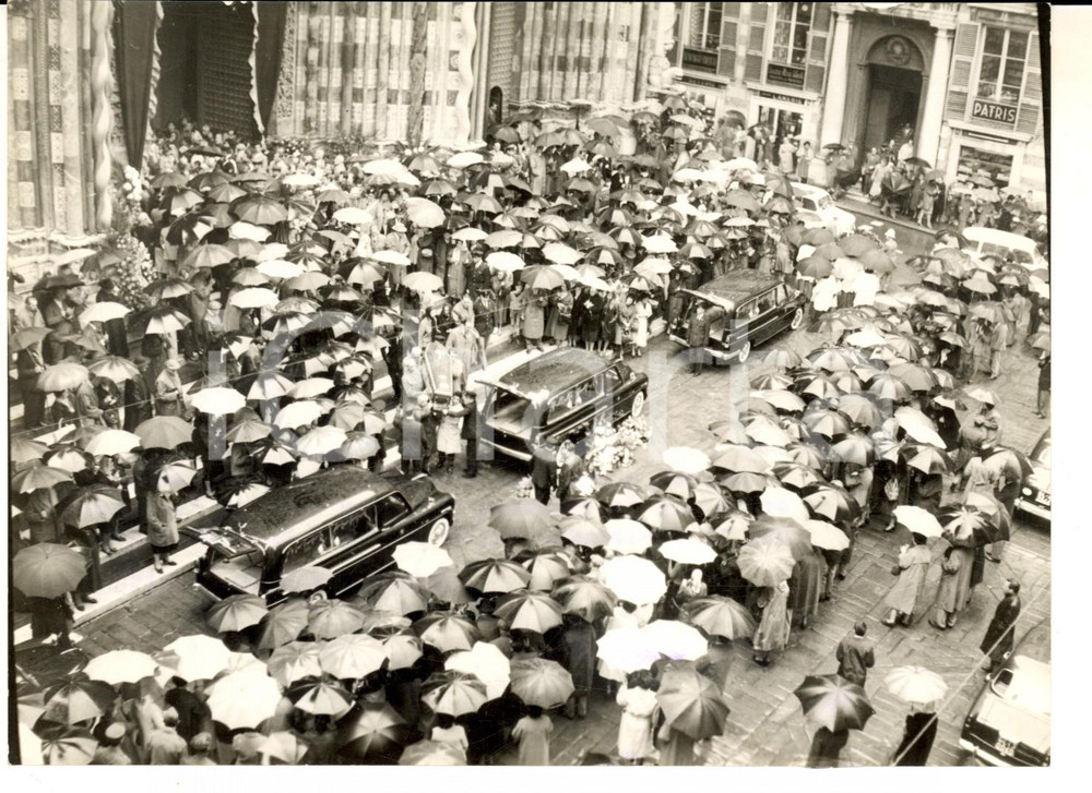 Fotografia d epoca originale 1960 GENOVA Funerali delle vittime del disastro aereo Heron IAOMU ITAVIA Foto 1