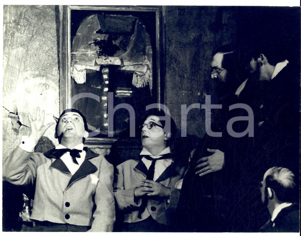 Fotografia d epoca originale 1955 ca MILANO TEATRO Spettacolo con Erminio MACARIO Foto di scena DA STUDIARE 1