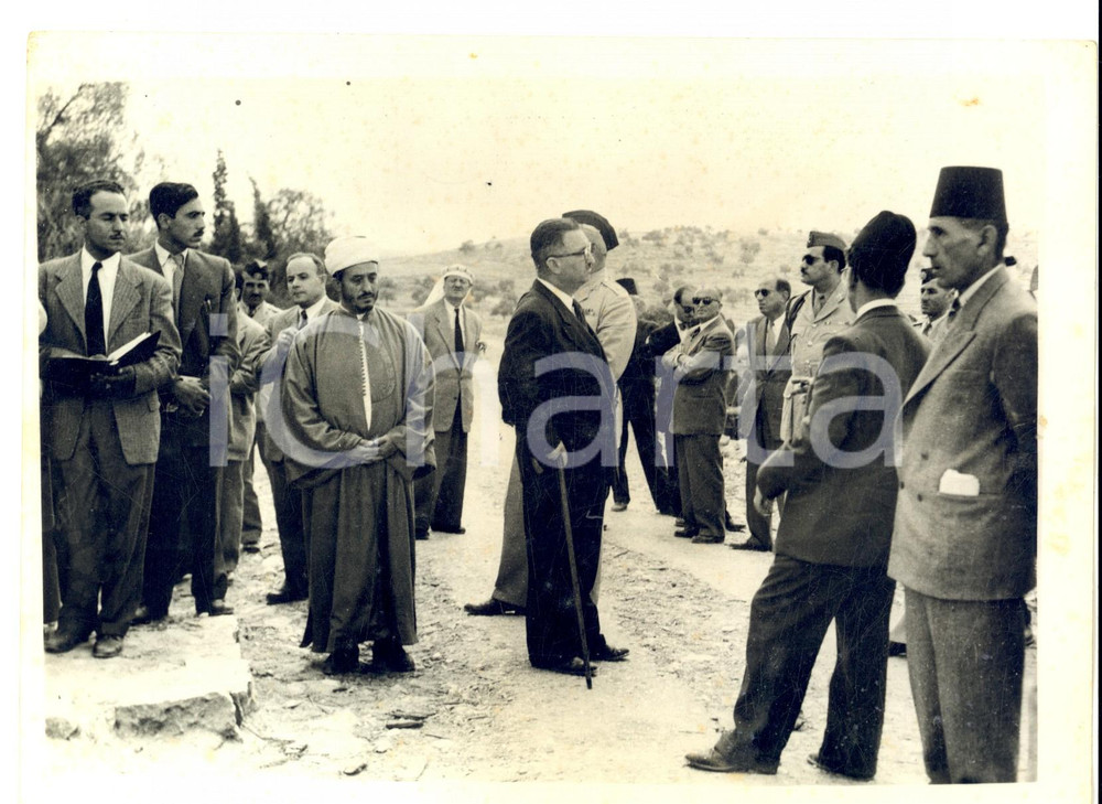 Fotografia d epoca originale 1953 JORDAN Member of the ARAB LEAGUE visiting Jordan frontier villages Photo 1