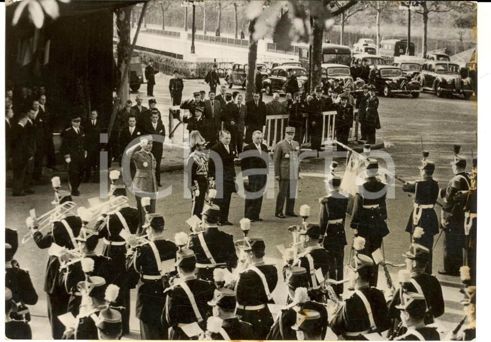 Fotografia d epoca originale 1954 PARIS HailÃ© SELASSIE  en visite avec le prÃ©sident RenÃ© COTY Photo 18x14 1
