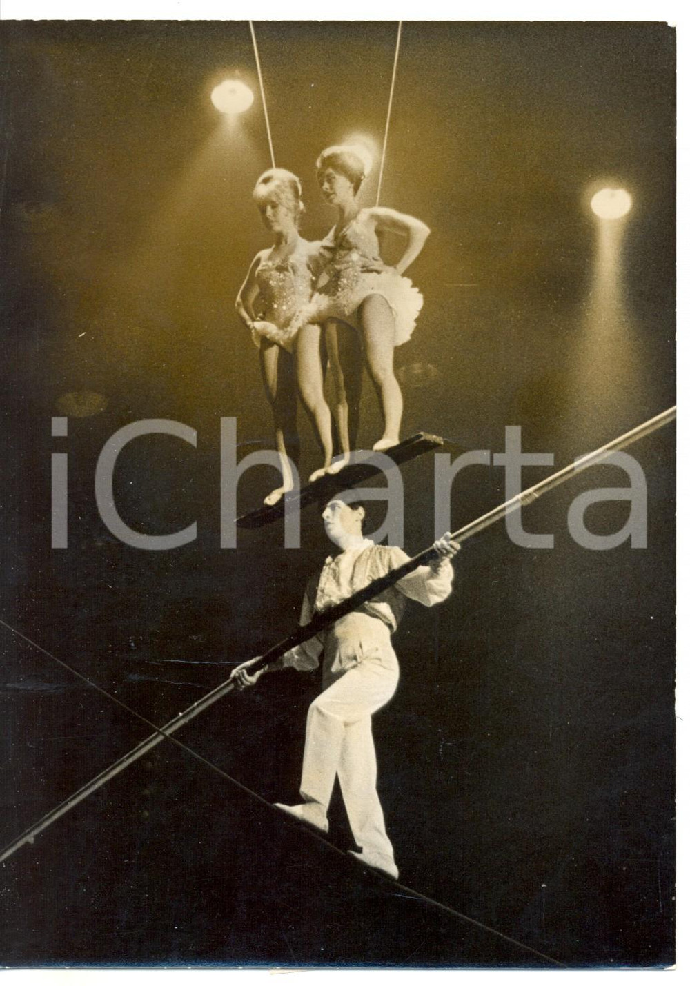 Fotografia d epoca originale 1963 PARIS CIRCO DI MOSCA Funamboli VOLJANSKI al Palais des Sports  Foto 13x18 1