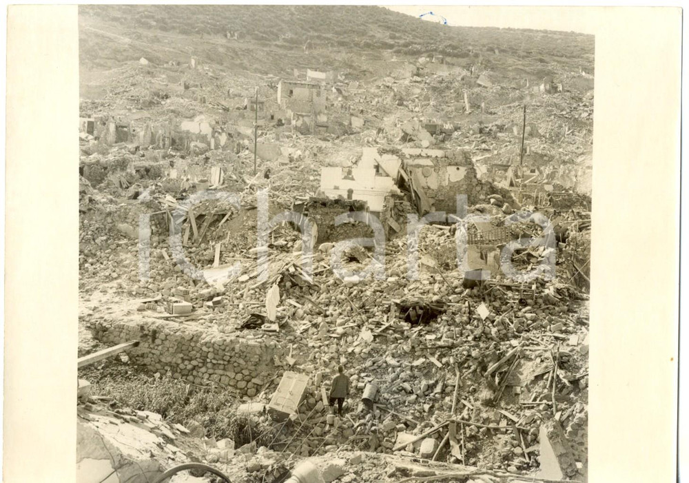 Fotografia d epoca originale 1960 AGADIR MAROCCO Veduta di un quartiere distrutto dal terremoto Foto 1