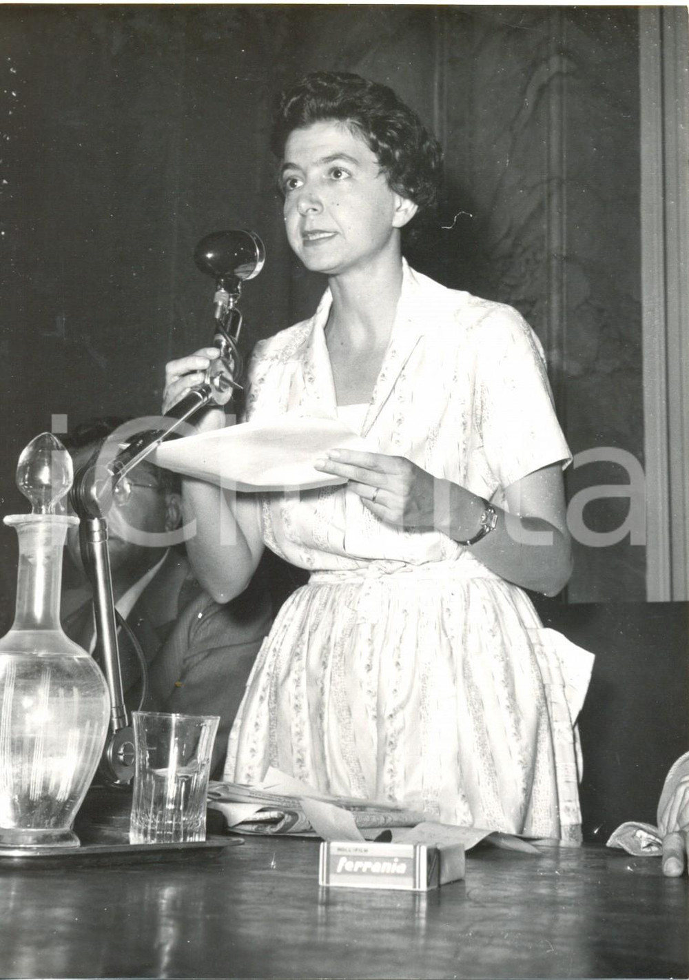 Fotografia d epoca originale 1956 ROMA  Questione Suez Discorso di Intj EFFLATOUN Foto 13x18 cm 1