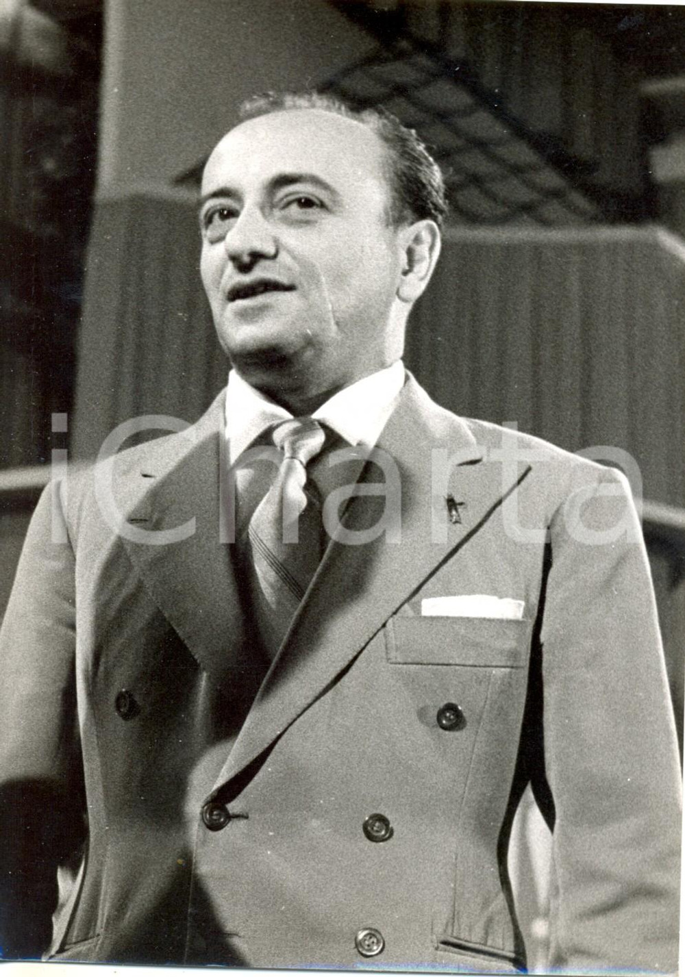 Fotografia d epoca originale 1957 MILANO  LASCIA O RADDOPPIA  Il concorrente Edoardo CAPALDO Foto 13x18 cm 1