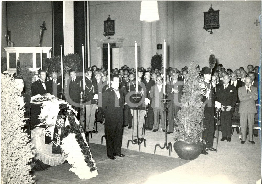 Fotografia d epoca originale 1959 ROMA  SEGNI SPATARO MILAZZO ANDREOTTI al funerale di don Luigi STURZO 1