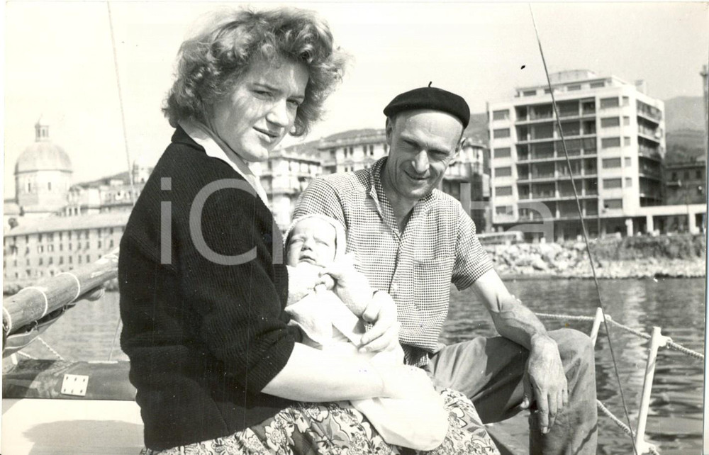 Fotografia d epoca originale 1959 GENOVA Eduard SCHAEFFER con il figlio e moglie su nave INDEPENDENCE Foto 1