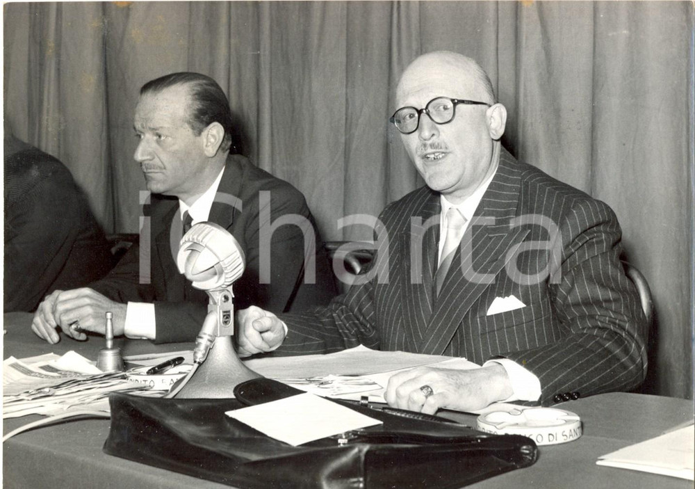 Fotografia d epoca originale 1957 FRASCATI 3Â°Congresso Associazione Comuni d Europa  Sindaci MICARA e PEYRON 1