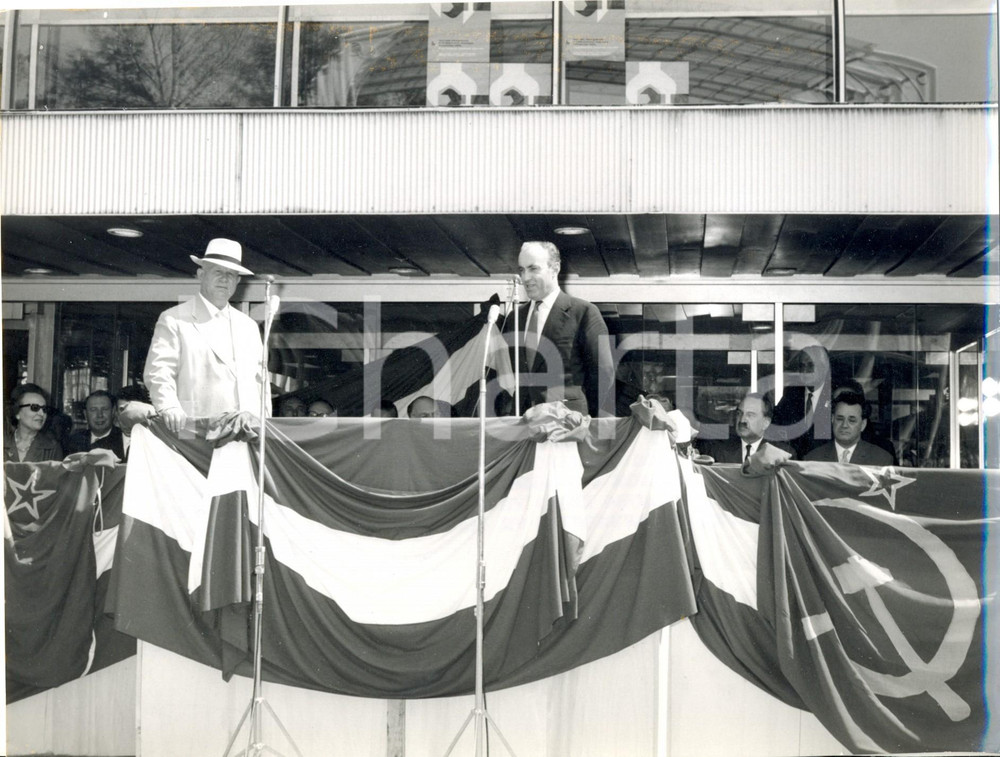 Fotografia d epoca originale 1962 MOSCA Nikita KRUSCEV  inaugura la Rassegna dell  Industria Italiana Foto 1