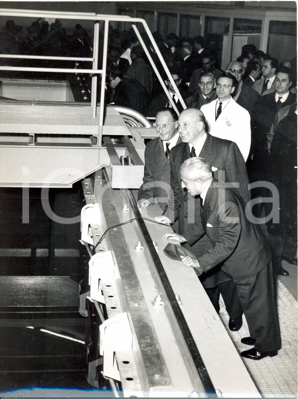 Fotografia d epoca originale 1959 SALUGGIA Etienne HIRSCH Vittorio VALLETTA inaugurazione reattore AVOGADRO 1