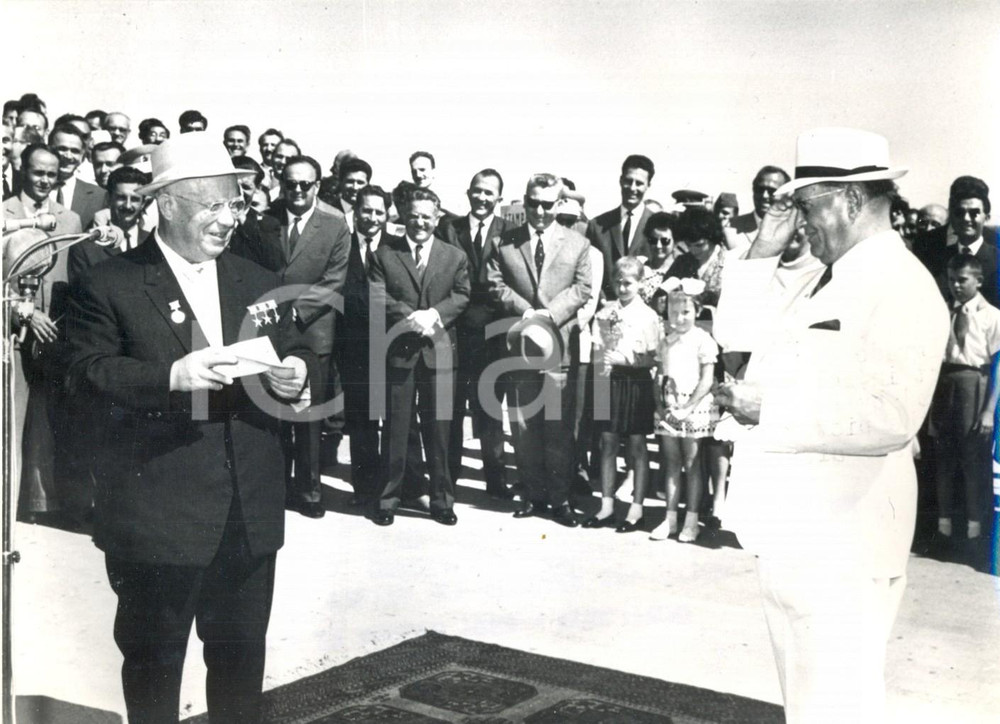 Fotografia d epoca originale 1963 SKOPJE Ex YUGOSLAVIA Nikita KRUSCEV in visita con il maresciallo TITO 1