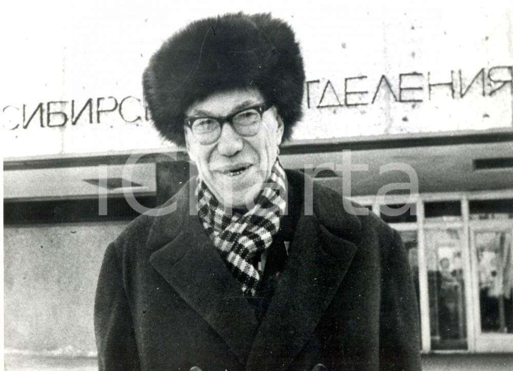 Fotografia d epoca originale 1971 URSS Ritratto del matematico Michail LAVRENTYEV insignito premio LENIN 1